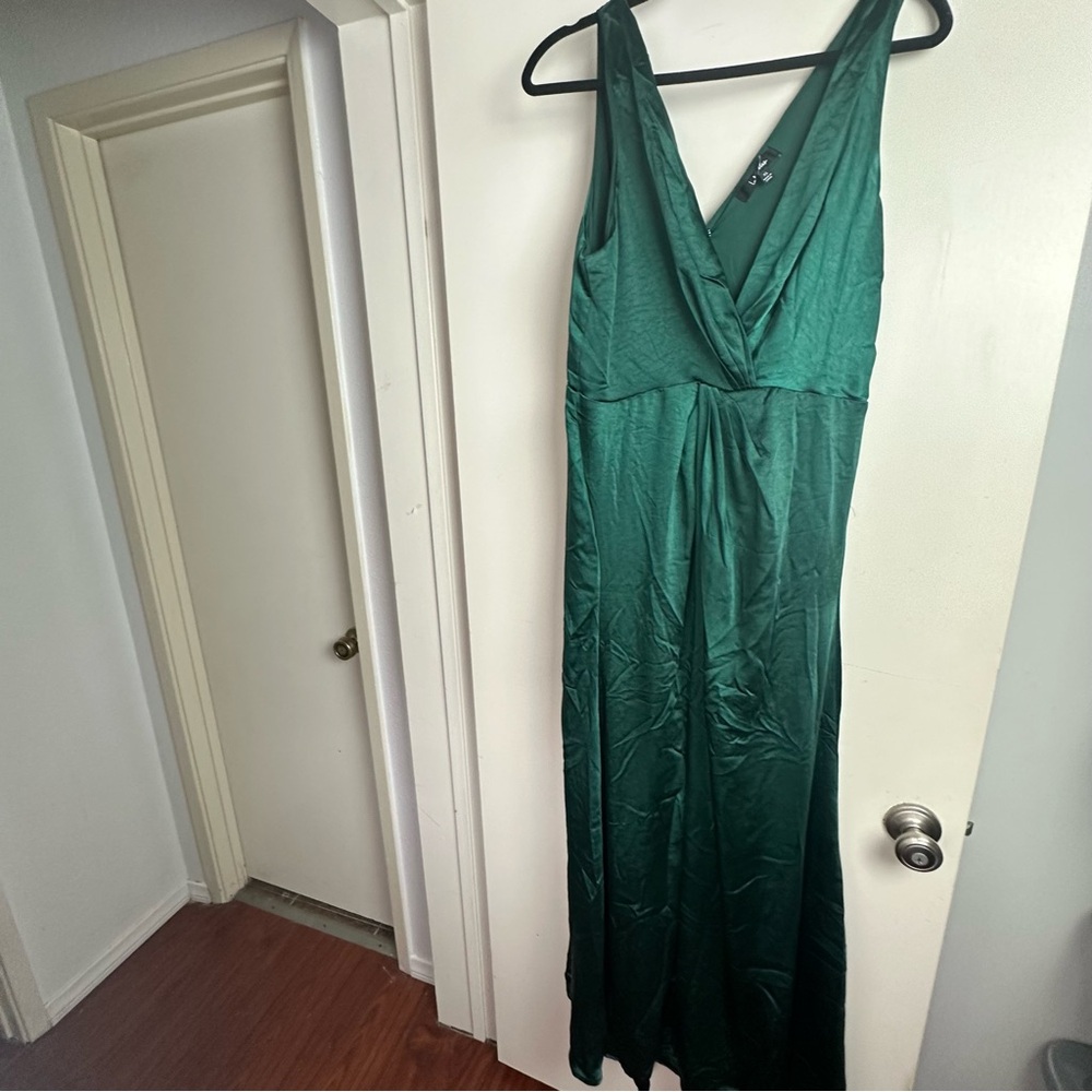 Lulu’s Perfect Refinement Emerald Green Sleeveles… - image 5